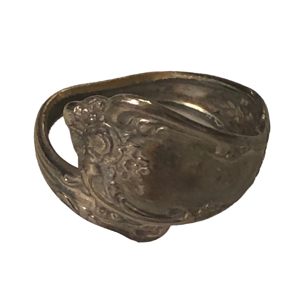 W.M. Rogers Silverware Ring size 7 - Picture 4 of 10